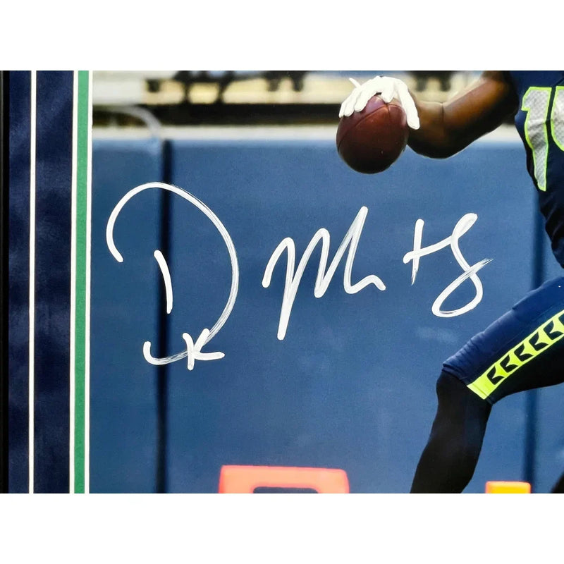 DK Metcalf Autographed Seattle Seahawks 16x20 Photo Framed BAS Signed D.k.