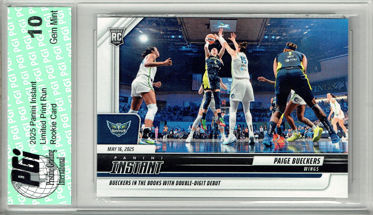 Paige Bueckers 2025 Panini Instant #14 Double Digit Debut Rookie Card PGI 10