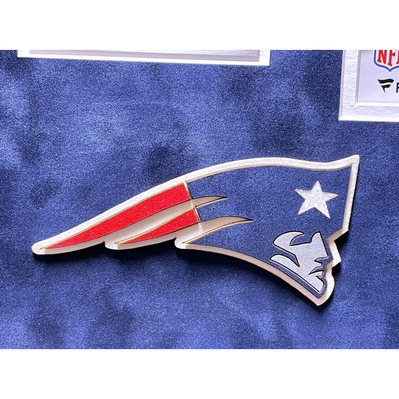 Tom Brady / Rob Gronkowski Signed New England Patriots 16x20 Photo Framed W/ Game Used Confetti COA