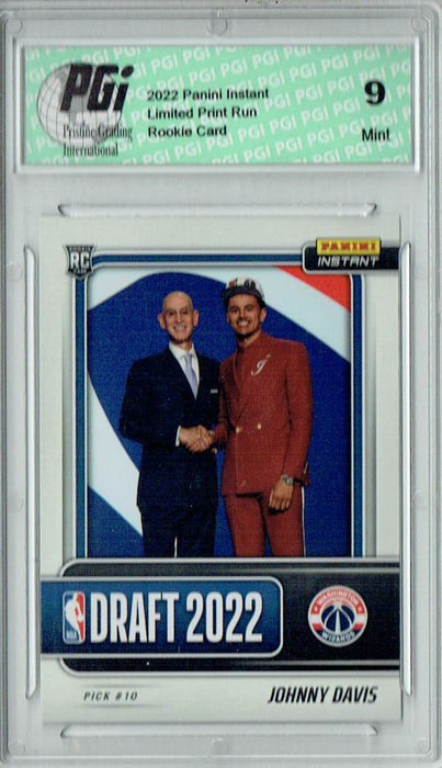 Johnny Davis 2022 Panini Instant #DN10 Draft Night 1/631 Rookie Card PGI 10