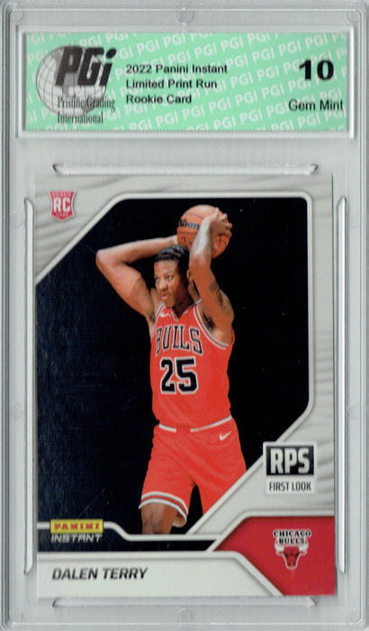 Dalen Terry  2022 Panini Instant #RPS-16 First Look 1 of 1252 Rookie Card PGI 10