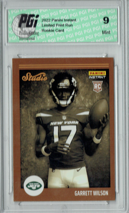 PGI 9 Garrett Wilson  2022 Panini Studio #S5 1/911 Made Rookie Card