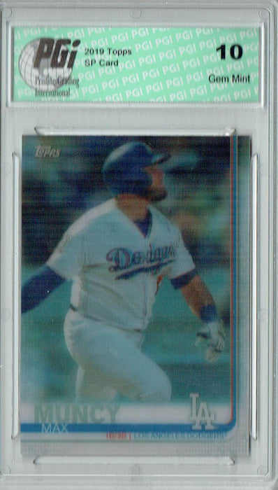 Max Muncy 2019 Topps 3D #658 Only 540 Made Rare Trading Card PGI 10